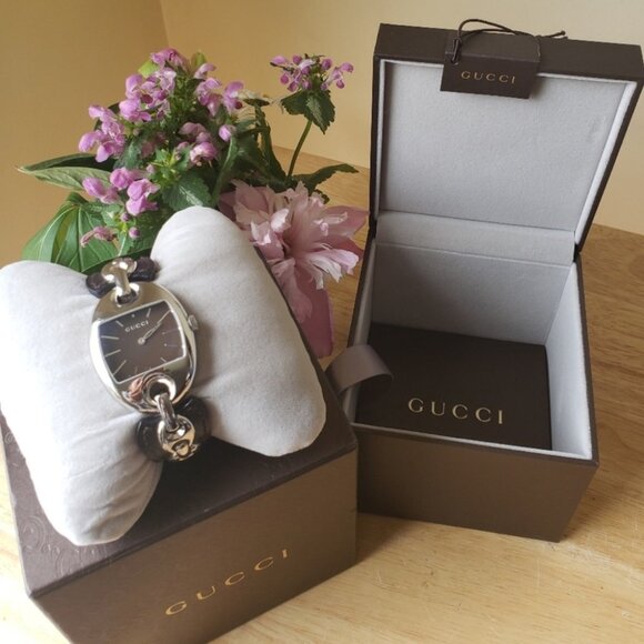Stunning Authentic Gucci Marina Chain Watch with Box - Picture 13 of 16